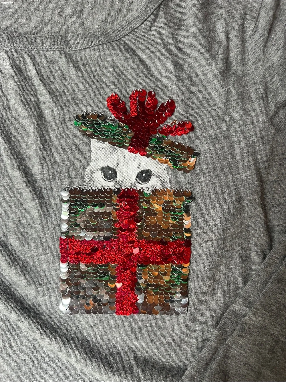 Old Navy Gray Long Sleeve Tee with Sequin Holiday Gift Pocket